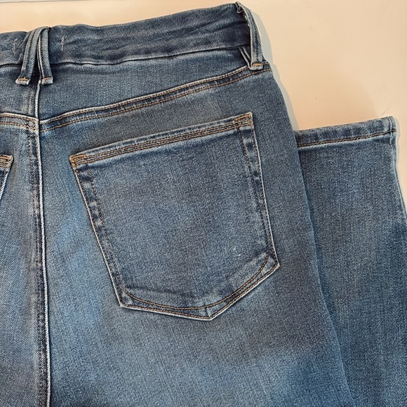 Good American crossover waist asymmetrical waist straight leg indigo blue jeans - Picture 8 of 16